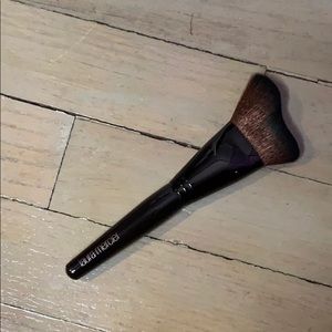 Laura Mercier Glow Brush